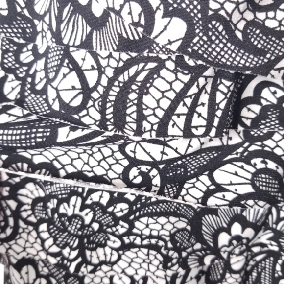 Lane Bryant Sleeveless Layered Tank Top Black & White‎ Size 18/20 - Picture 4 of 5